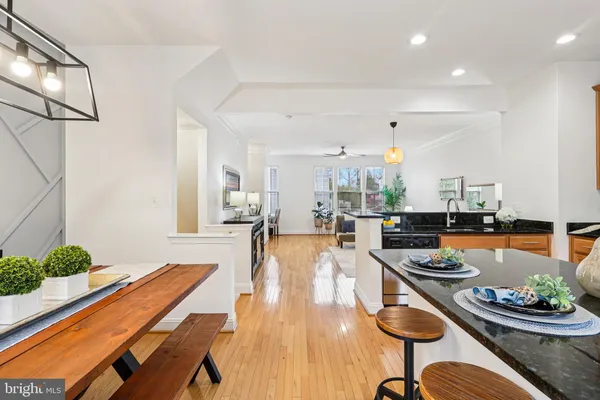 $425,000 | 4505 Potomac Highlands Circle, Triangle, VA 22172