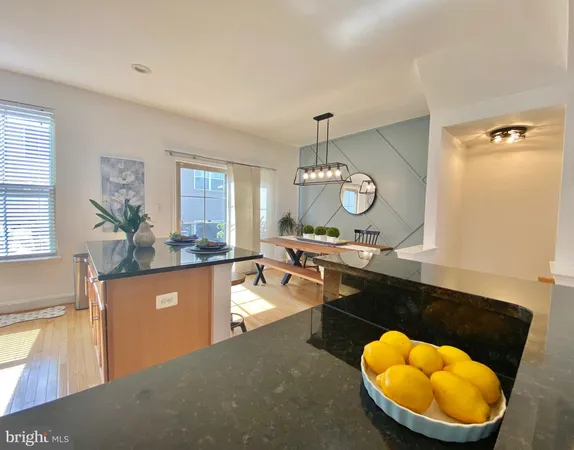 $425,000 | 4505 Potomac Highlands Circle, Triangle, VA 22172