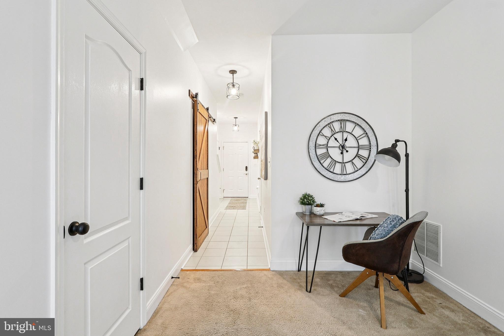 4505 Potomac Highlands Circle Triangle, VA 22172 - Photo 30 of 65 a view of a hallway with elevator