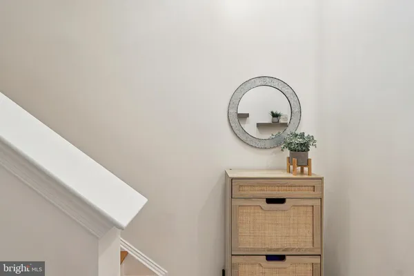 $425,000 | 4505 Potomac Highlands Circle, Triangle, VA 22172