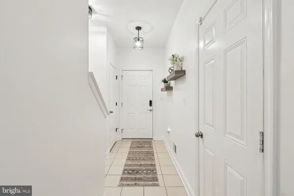 $425,000 | 4505 Potomac Highlands Circle, Triangle, VA 22172