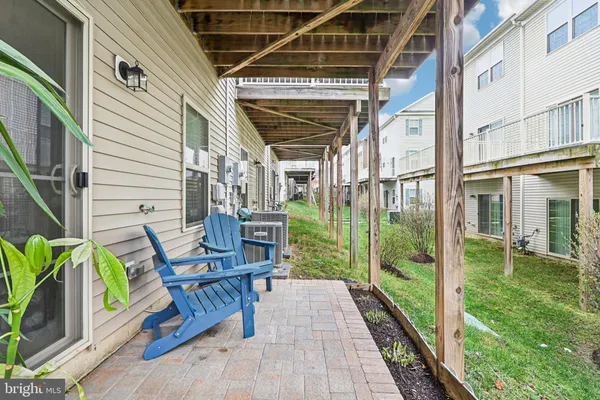 $425,000 | 4505 Potomac Highlands Circle, Triangle, VA 22172