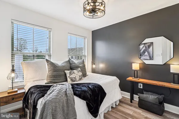 $425,000 | 4505 Potomac Highlands Circle, Triangle, VA 22172