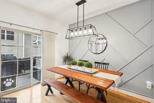 $425,000 | 4505 Potomac Highlands Circle, Triangle, VA 22172