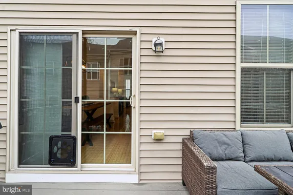 $425,000 | 4505 Potomac Highlands Circle, Triangle, VA 22172