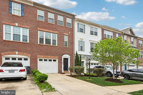 $425,000 | 4505 Potomac Highlands Circle, Triangle, VA 22172