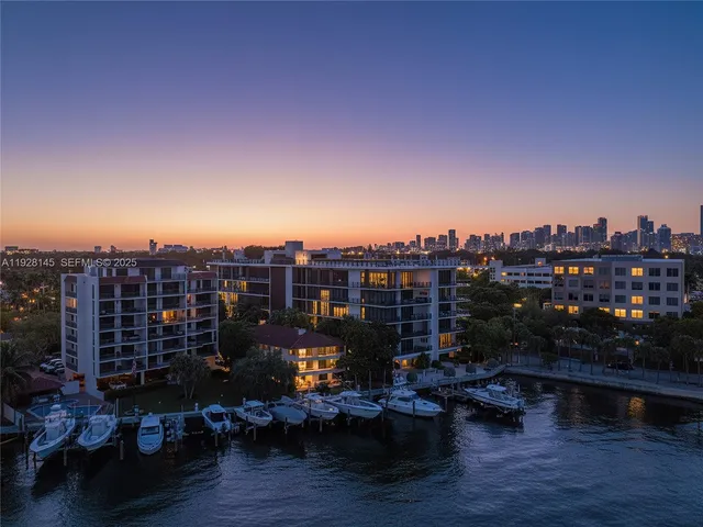 $3,850,000 | 3581 East Glencoe Street, Unit 403, Miami, FL 33133