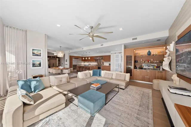 $3,850,000 | 3581 East Glencoe Street, Unit 403, Miami, FL 33133