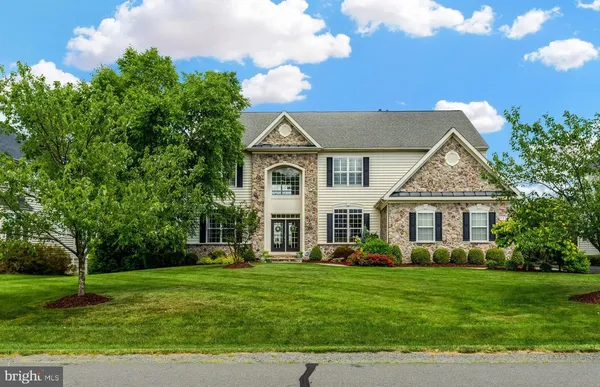$5,500 | 22374 Dolomite Hills Drive, Ashburn, VA 20148