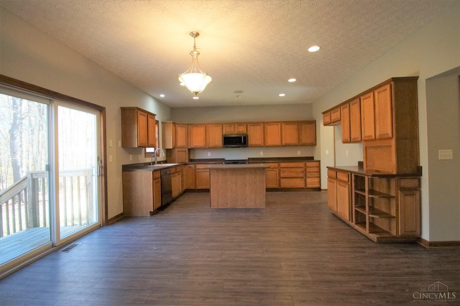 4850 Klatte Road Cincinnati, OH 45244 - Photo 17 of 47 Gallery Image 17