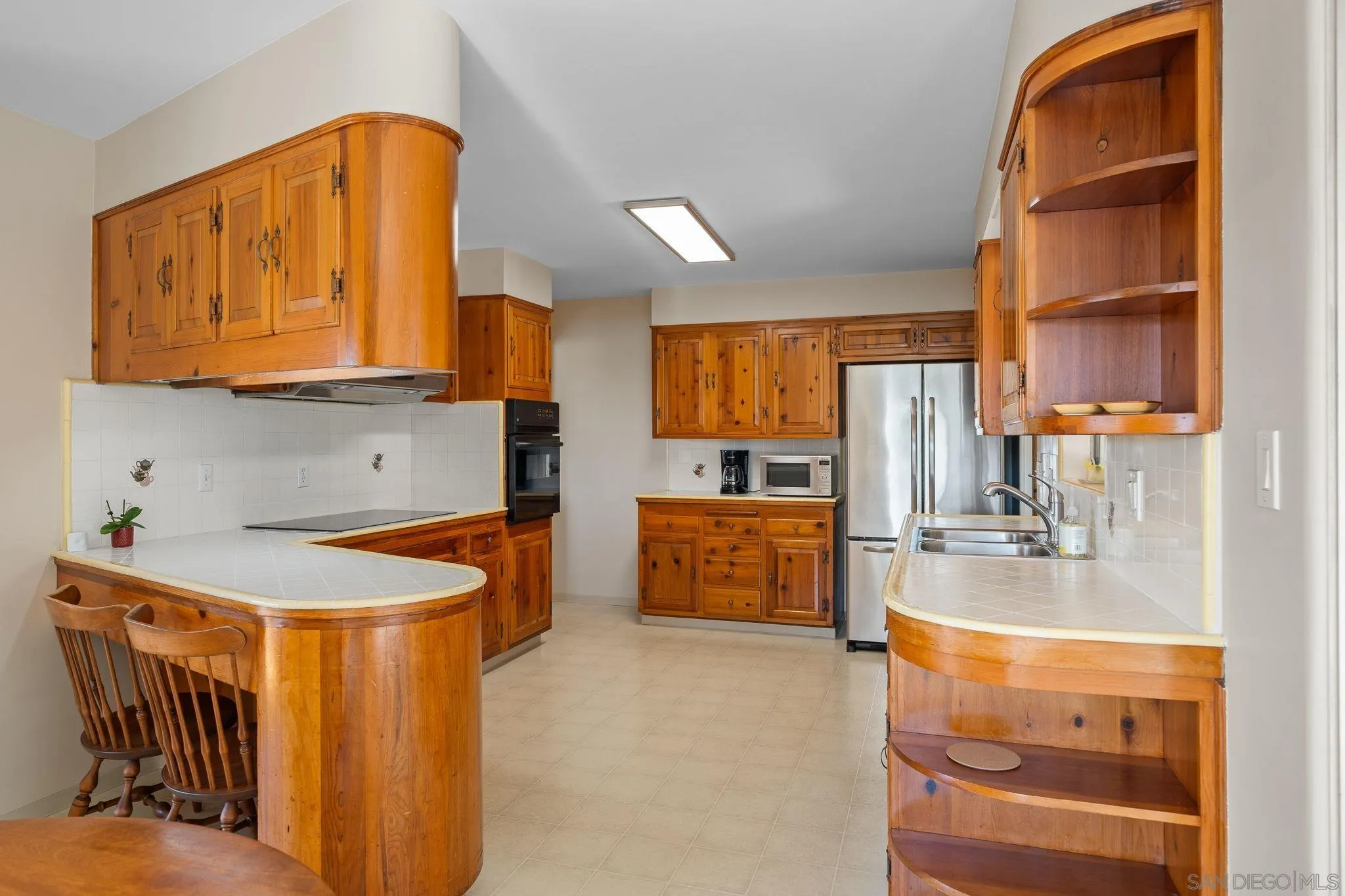 3958 Kenwood Drive Spring Valley, CA 91977 - Photo 6 of 24 Kitchen