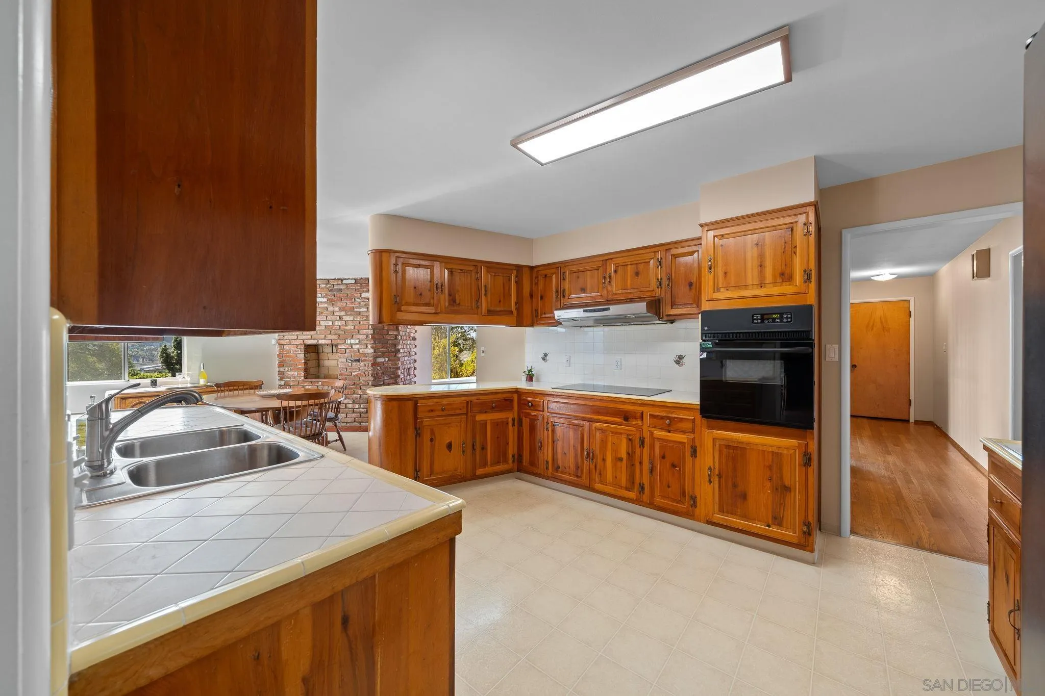 3958 Kenwood Drive Spring Valley, CA 91977 - Photo 8 of 24 Kitchen