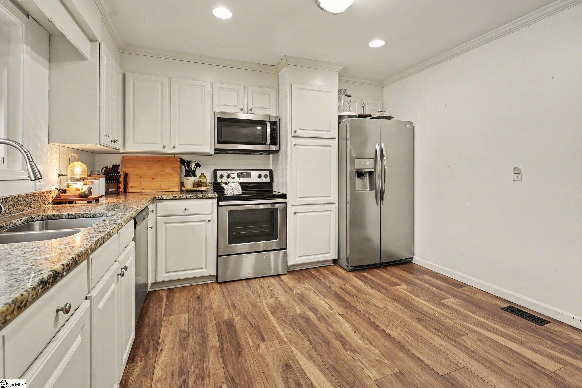 1669 Bolt Road Gray Court, SC 29645 - Photo 10 of 33