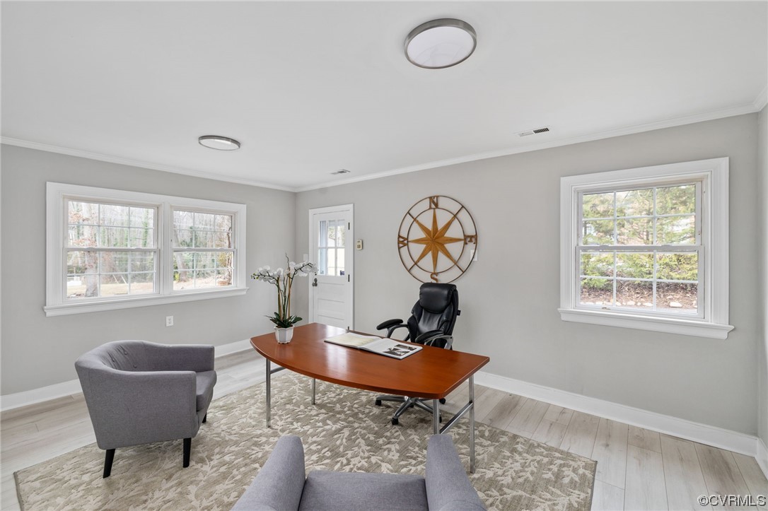 1818 Bloomfield Road Richmond, VA 23225 - Photo 24 of 45 a living room with furniture a window and a table