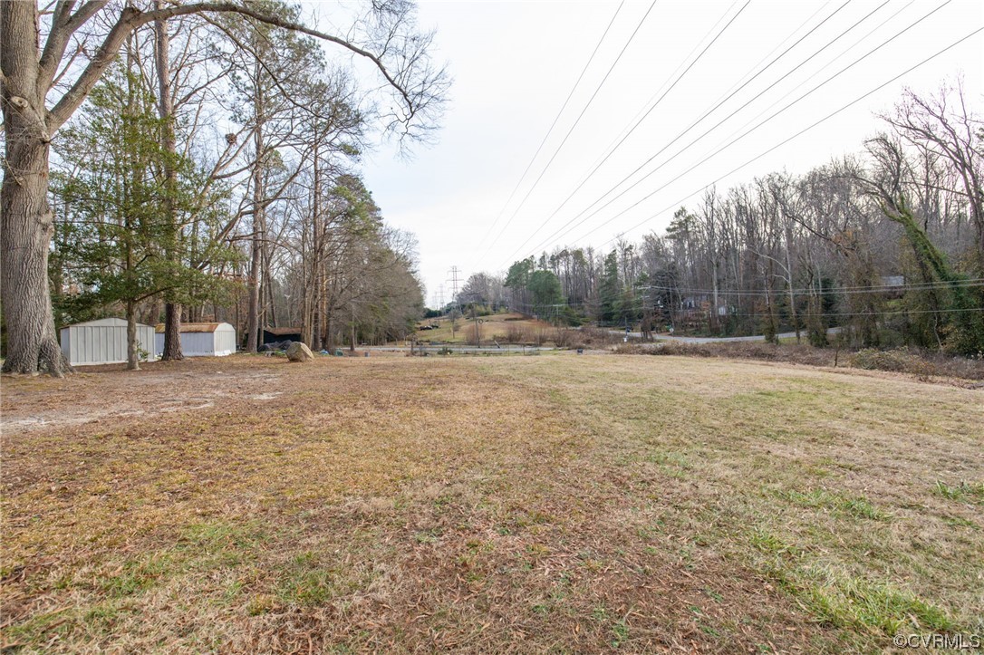 1818 Bloomfield Road Richmond, VA 23225 - Photo 38 of 45 a view of outdoor space with trees