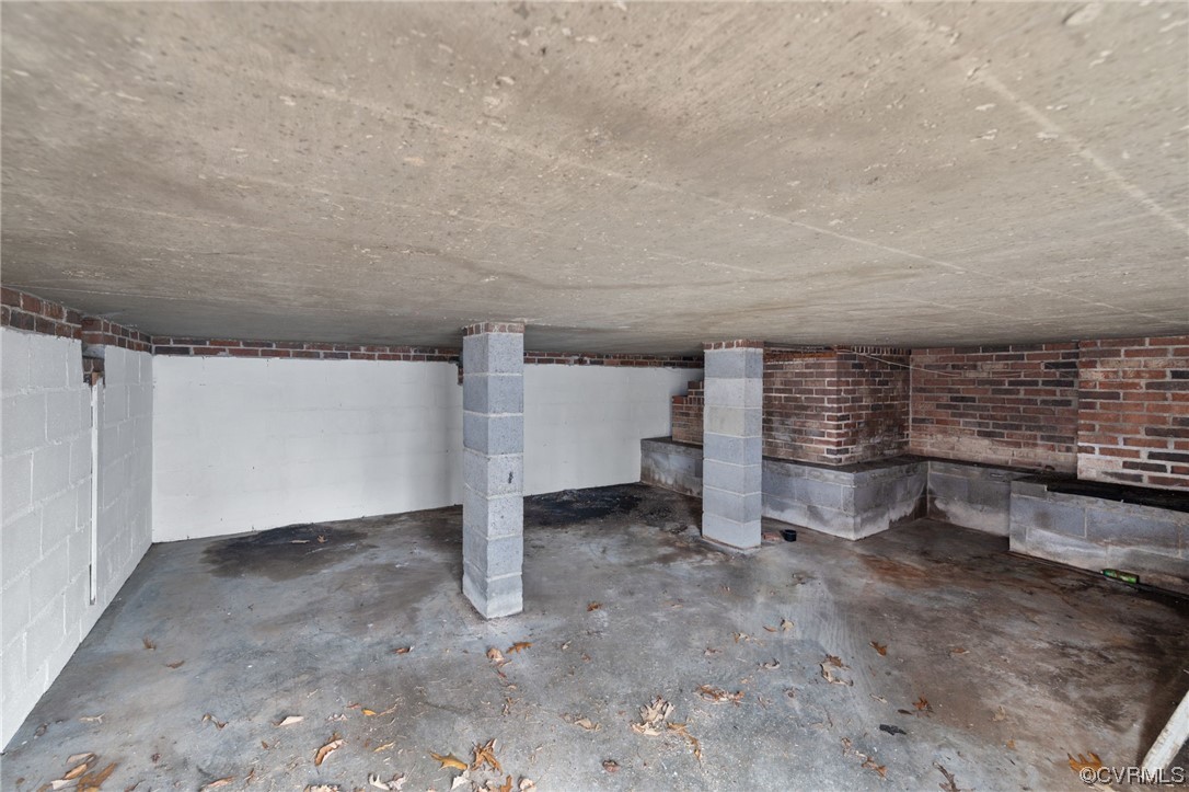 1818 Bloomfield Road Richmond, VA 23225 - Photo 41 of 45 a view of an empty room