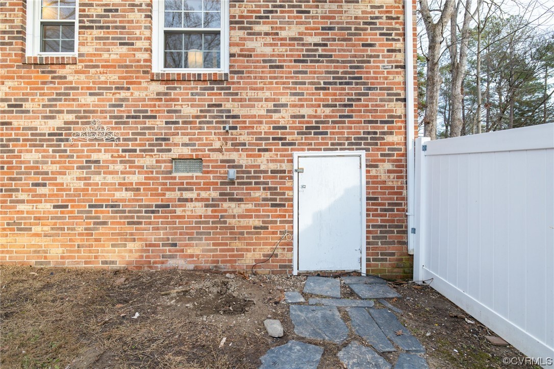1818 Bloomfield Road Richmond, VA 23225 - Photo 42 of 45 a view of door