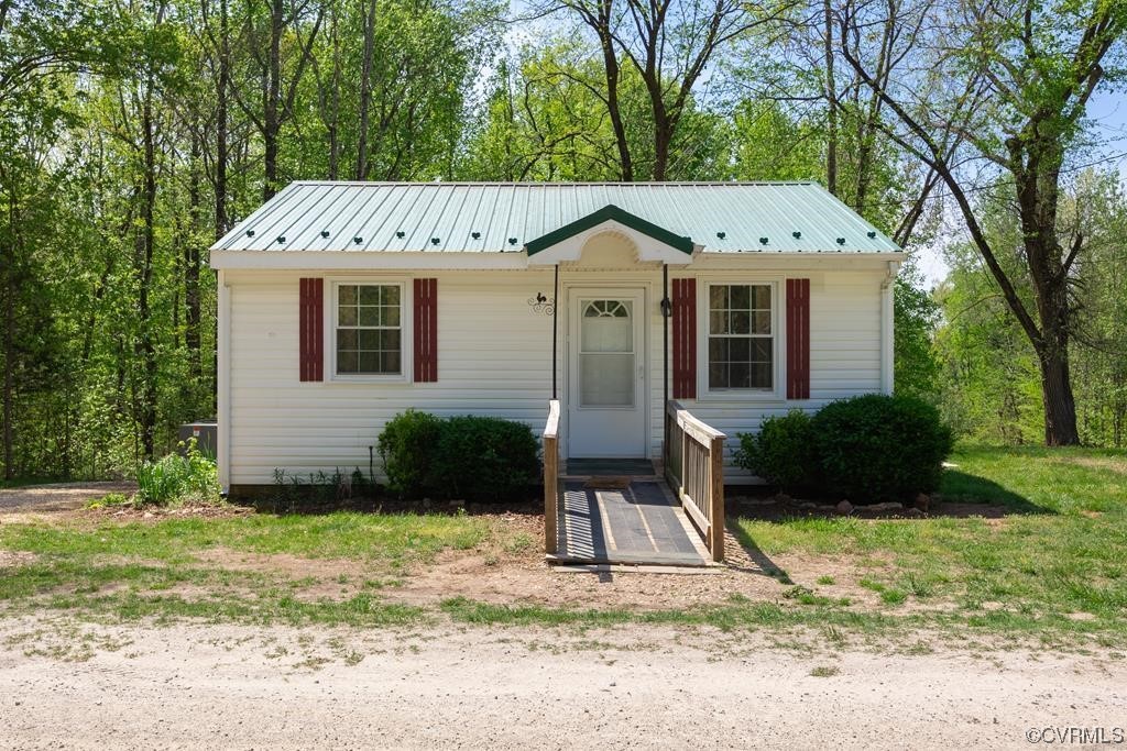 2153 Featherfin Road Prospect, VA 23960 - Photo 1 of 12 a front view of a house with a yard