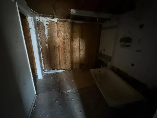 $79,900 | 14197 Springfield Road, Bath, IN 47010