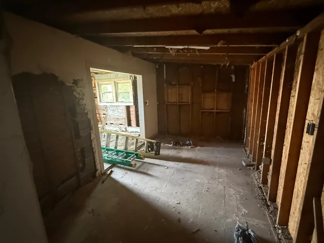 $79,900 | 14197 Springfield Road, Bath, IN 47010