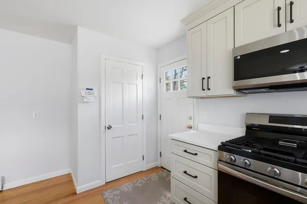 $525,000 | 49 Onset Avenue, Buzzards Bay, MA 02532
