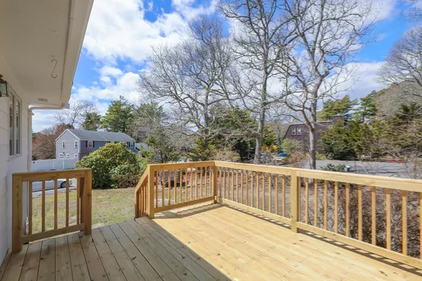 $525,000 | 49 Onset Avenue, Buzzards Bay, MA 02532