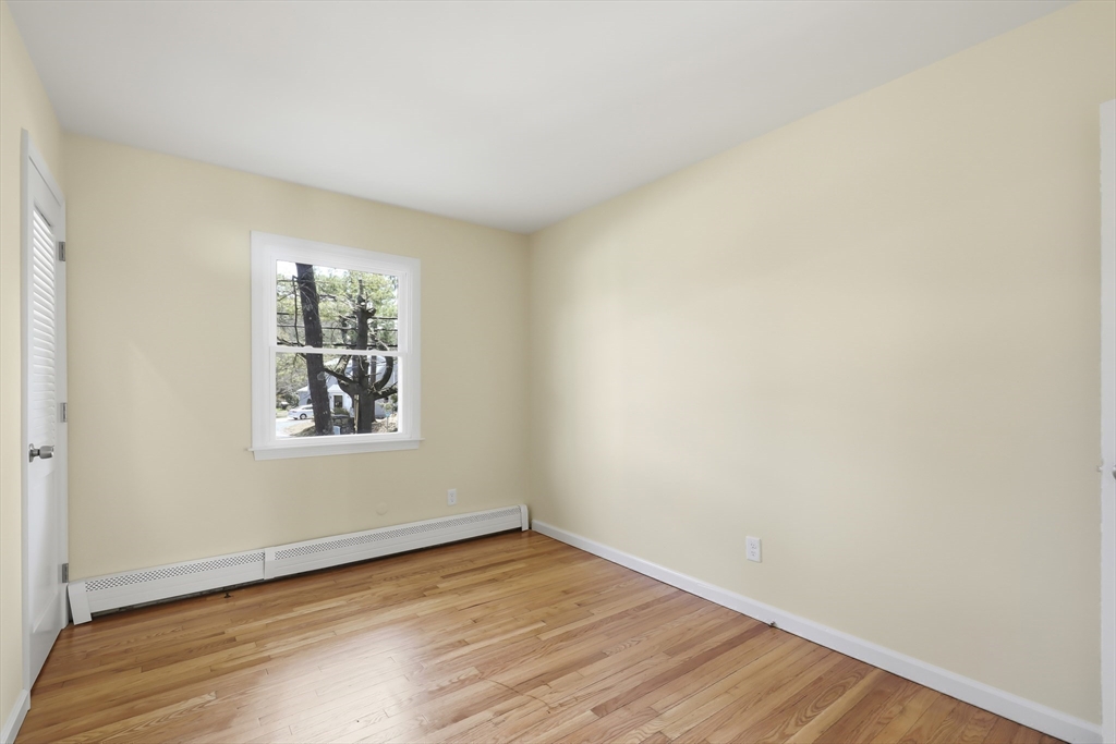 49 Onset Avenue Wareham, MA 02532 - Photo 18 of 39