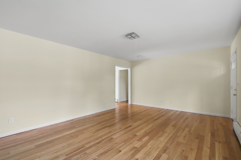 49 Onset Avenue Wareham, MA 02532 - Photo 19 of 39