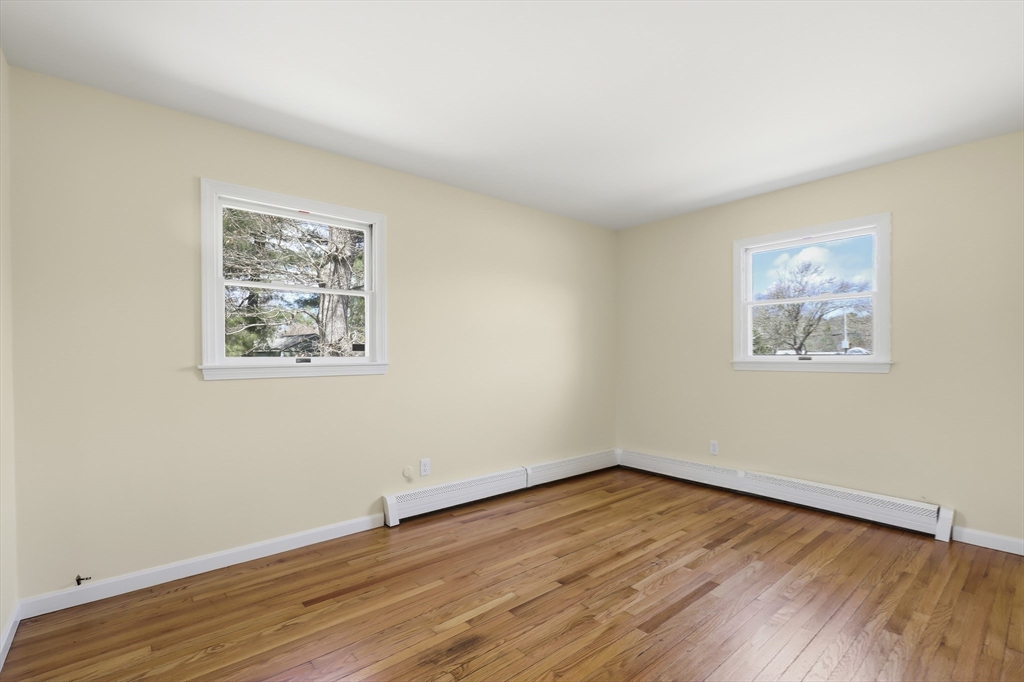 49 Onset Avenue Wareham, MA 02532 - Photo 22 of 39