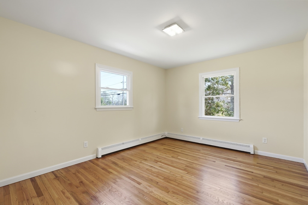 49 Onset Avenue Wareham, MA 02532 - Photo 23 of 39