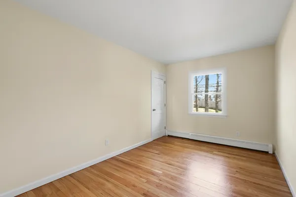 $525,000 | 49 Onset Avenue, Buzzards Bay, MA 02532