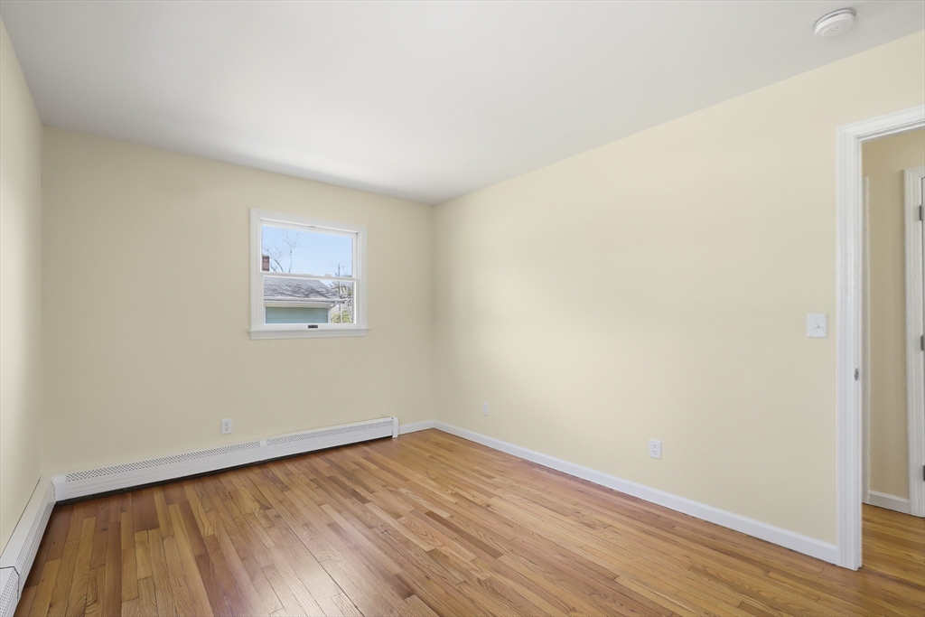 49 Onset Avenue Wareham, MA 02532 - Photo 27 of 39