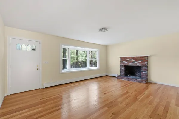 $525,000 | 49 Onset Avenue, Buzzards Bay, MA 02532