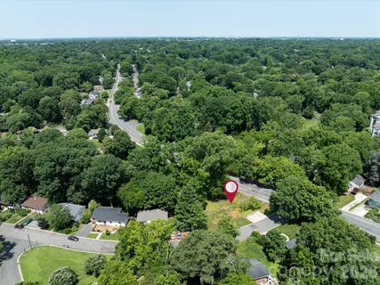 $495,000 | 4800 Valley Stream Road, Charlotte, NC 28209