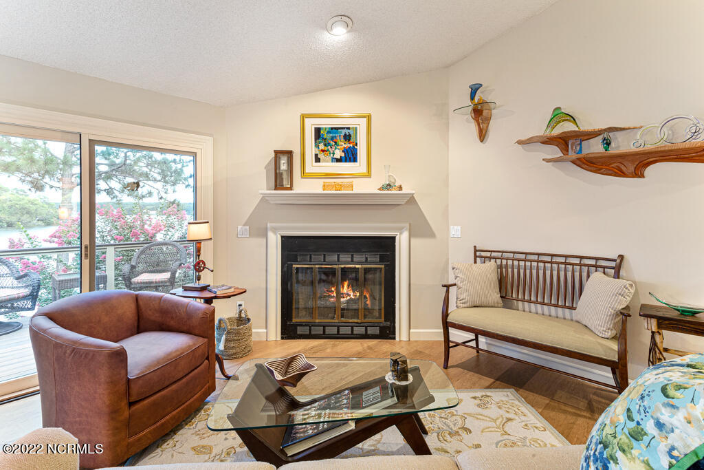 4 Lake Pinehurst Villas Road Pinehurst, NC 28374 - Photo 9 of 56 Gas log Fireplace