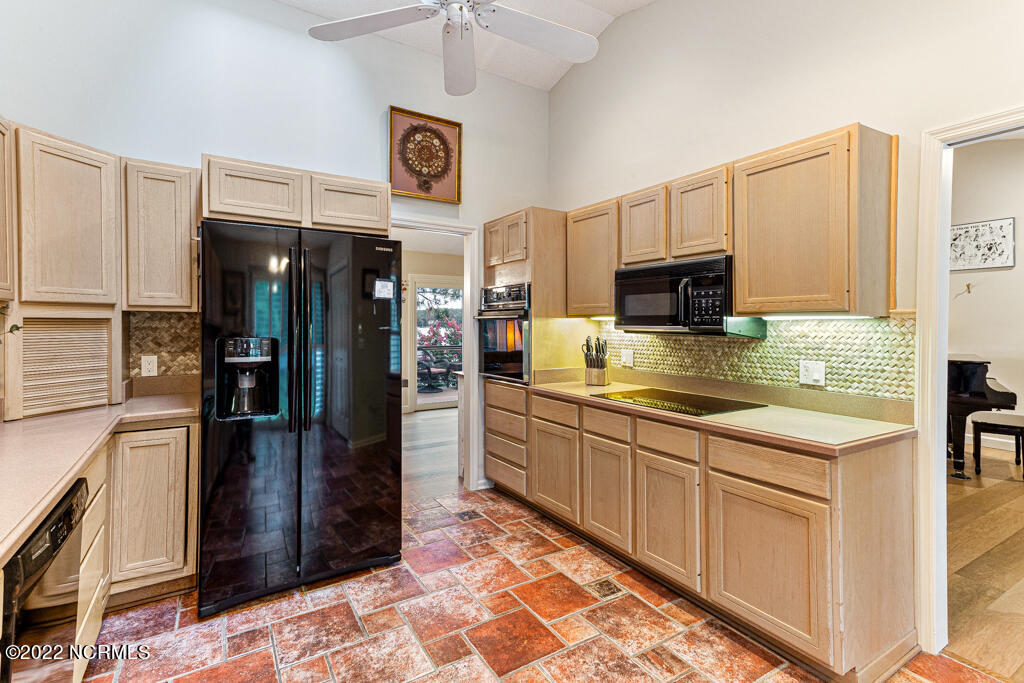 4 Lake Pinehurst Villas Road Pinehurst, NC 28374 - Photo 14 of 56 View looking towards the dining area