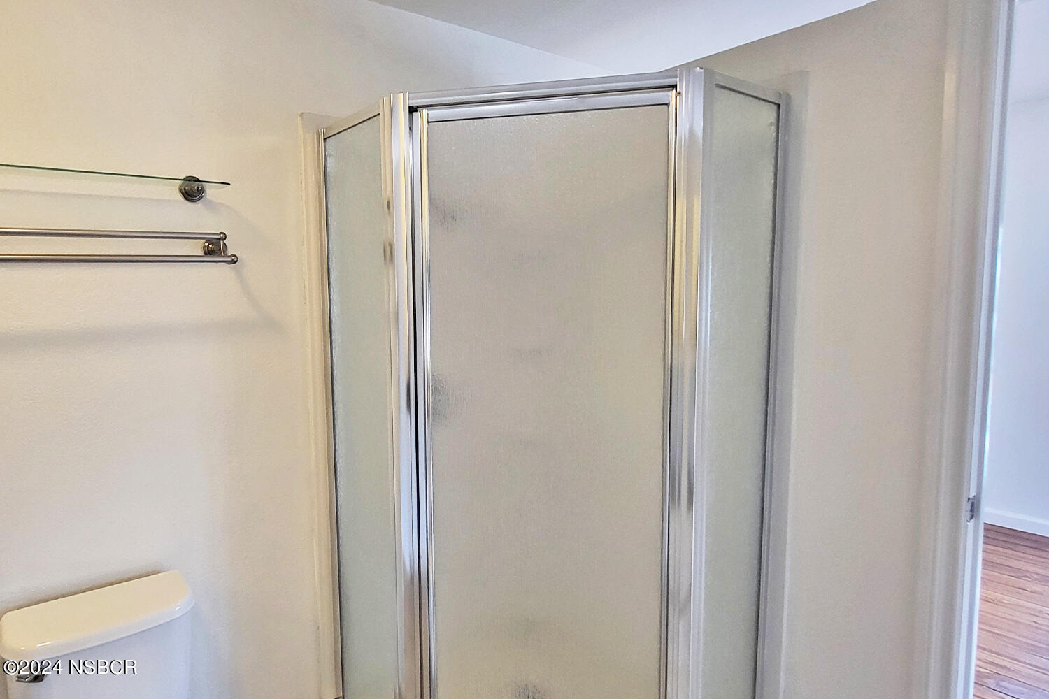 485 Alisal Road, Unit 236 Solvang, CA 93463 - Photo 7 of 19 485-Alisal-Rd-Ste-236-Bath2-MLS