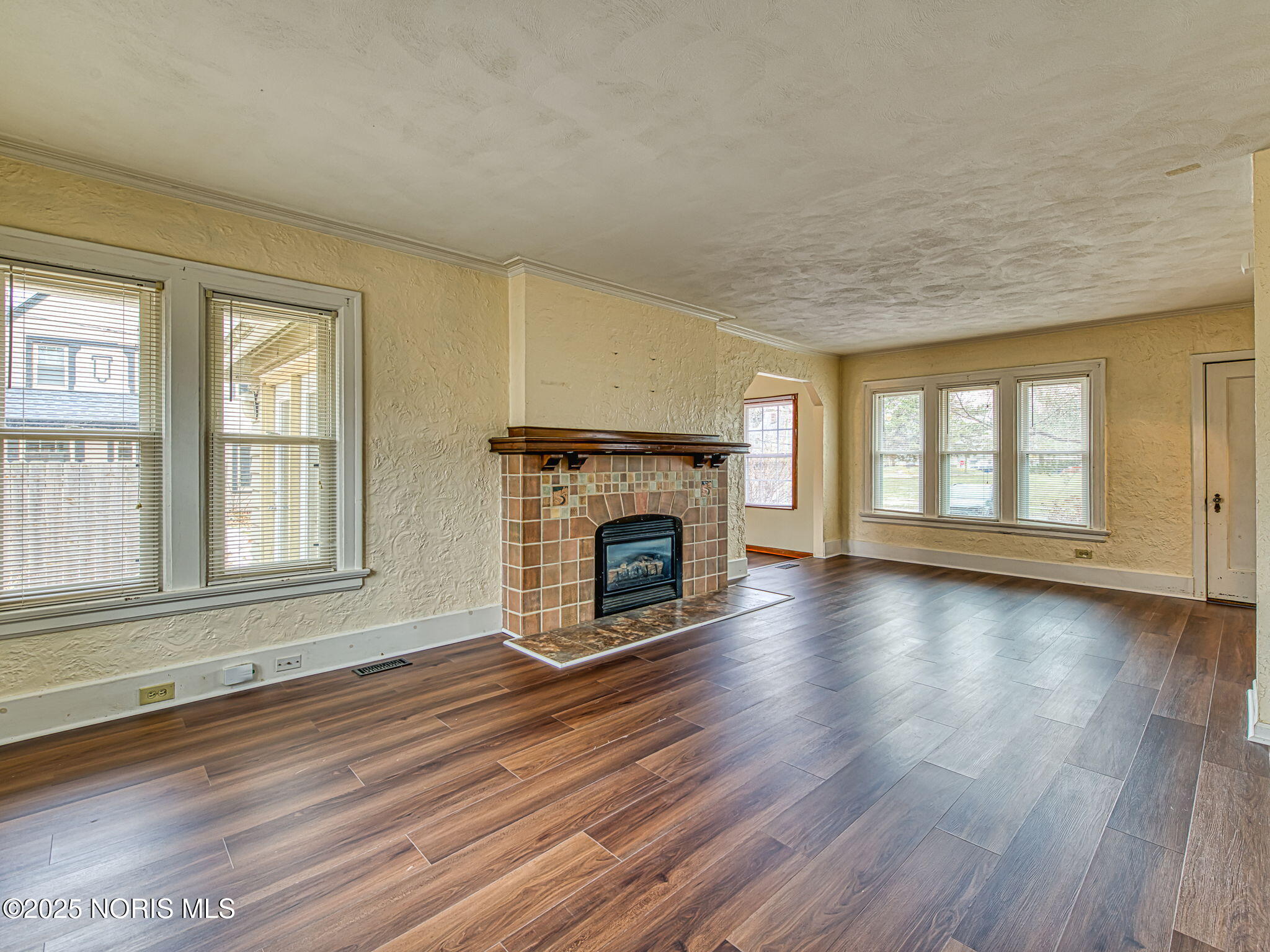 1819 Shenandoah Road Toledo, OH 43607 - Photo 8 of 35 8-web-or-mls-1819 Shenandoah-046_6