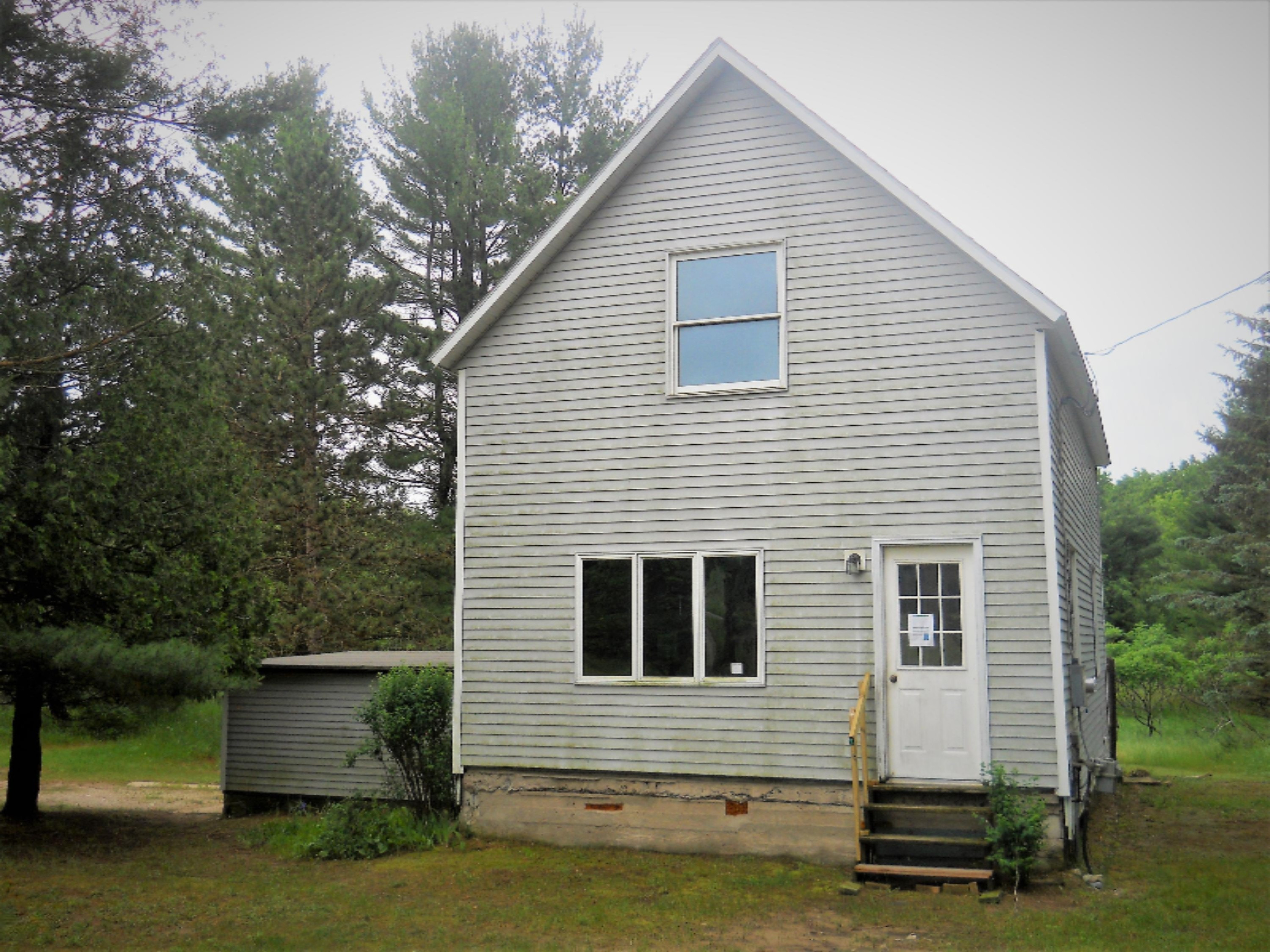 8613 8 Mile Road Kaleva, MI 49645 - Photo 1 of 18 DSCN0117 (2)