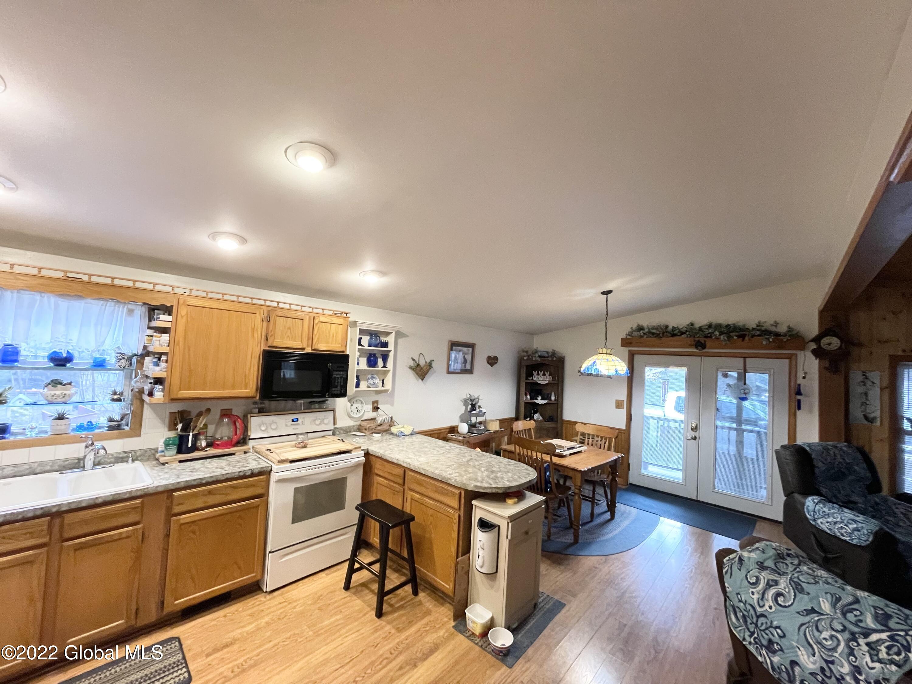 5 Wolfe Road Queensbury, NY 12804 - Photo 6 of 12 Kitchen/Dining