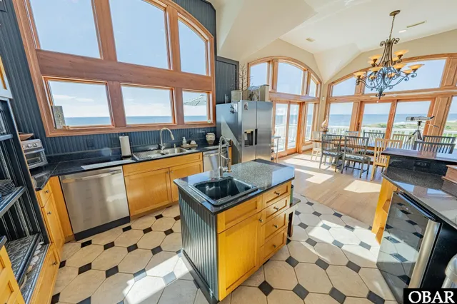 $2,299,000 | 58979 South Beach Drive, Hatteras, NC 27943