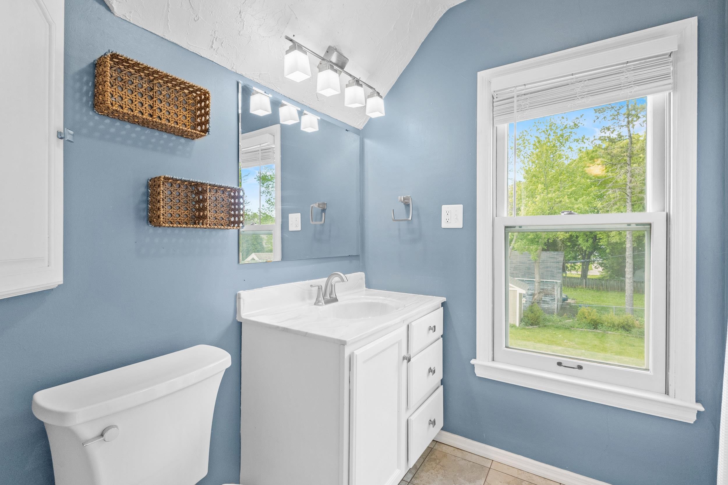 808 East Hancock Street Appleton, WI 54911 - Photo 27 of 64