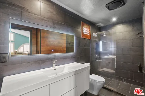 $649,000 | 10926 Bluffside Drive, Unit 3, Studio City, CA 91604