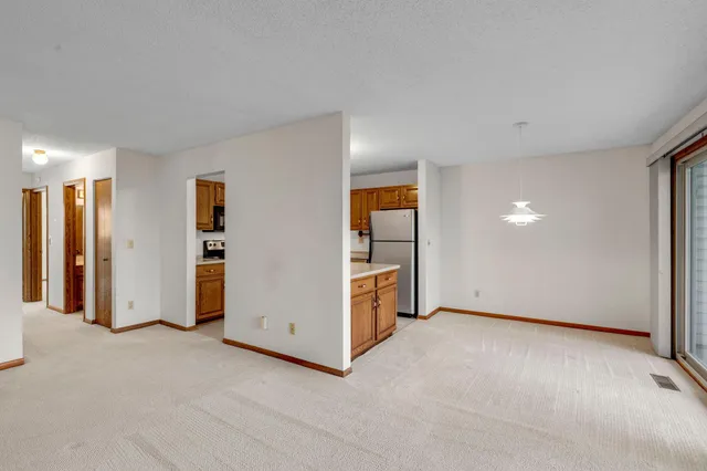 $199,900 | 4232 Magnolia Lane North, Unit 73, Plymouth, MN 55441