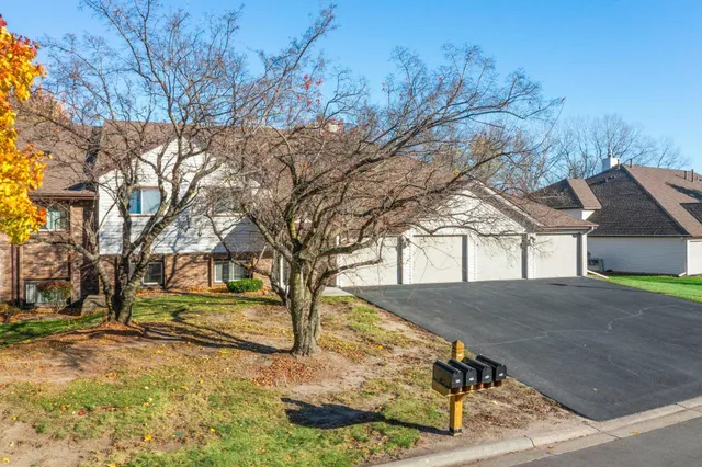 $199,900 | 4232 Magnolia Lane North, Unit 73, Plymouth, MN 55441