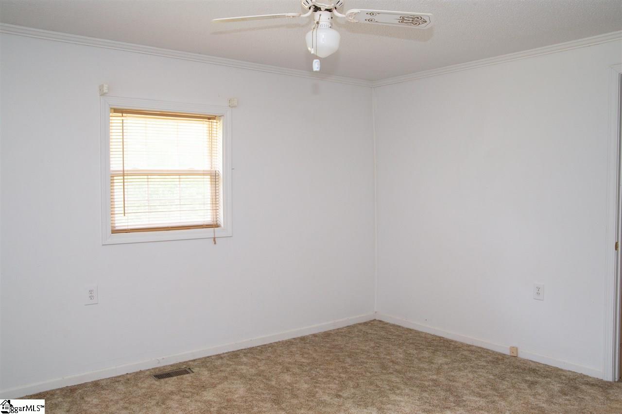 5425 Riverfork Road Waterloo, SC 29384 - Photo 12 of 26