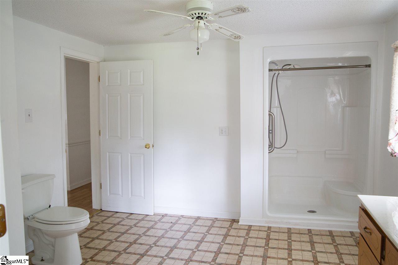 5425 Riverfork Road Waterloo, SC 29384 - Photo 8 of 26