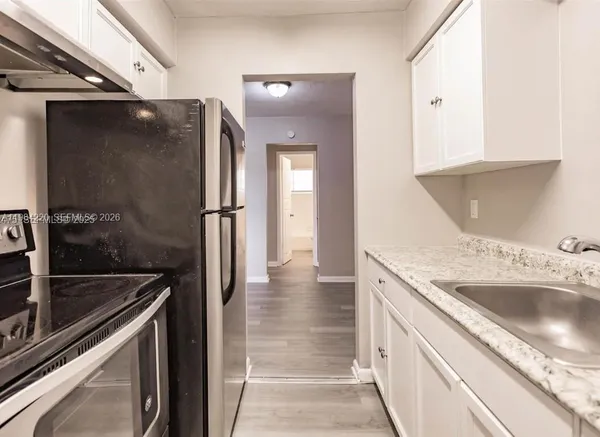 $1,400 | 1816 McKinley Street, Unit 10, Hollywood, FL 33020