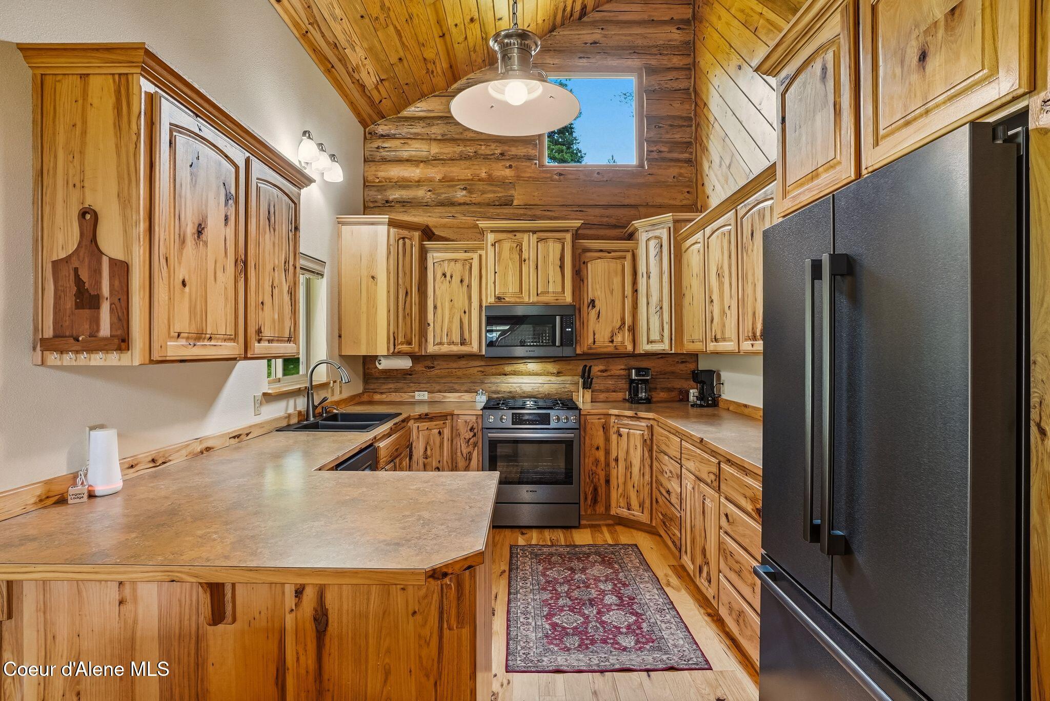 7569 Upper Pack River Road Sandpoint, ID 83864 - Photo 18 of 88 Inside-Media-UpperPack-18