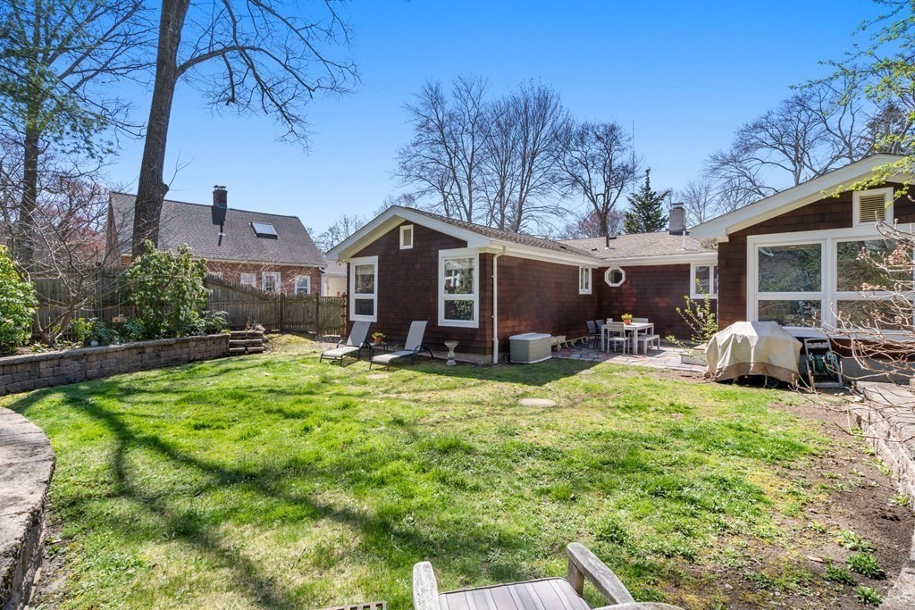 68 Brierfield Road Newton, MA 02461 - Photo 27 of 32 Gallery Image 27